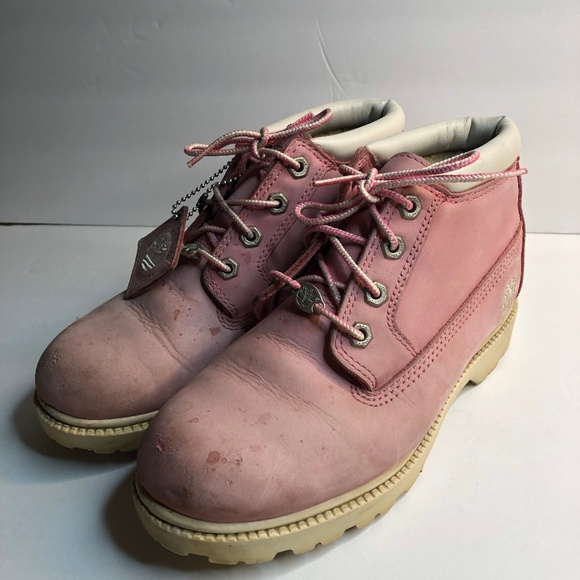 white timbs with rainbow laces